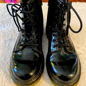 Kids patent leather Dr Martens 1460 boot size 3